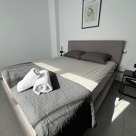 Ag Deluxe Apartment Alexandroupoli Bagian luar foto